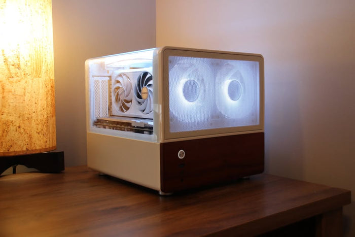 Compact and unique Mid-range PC