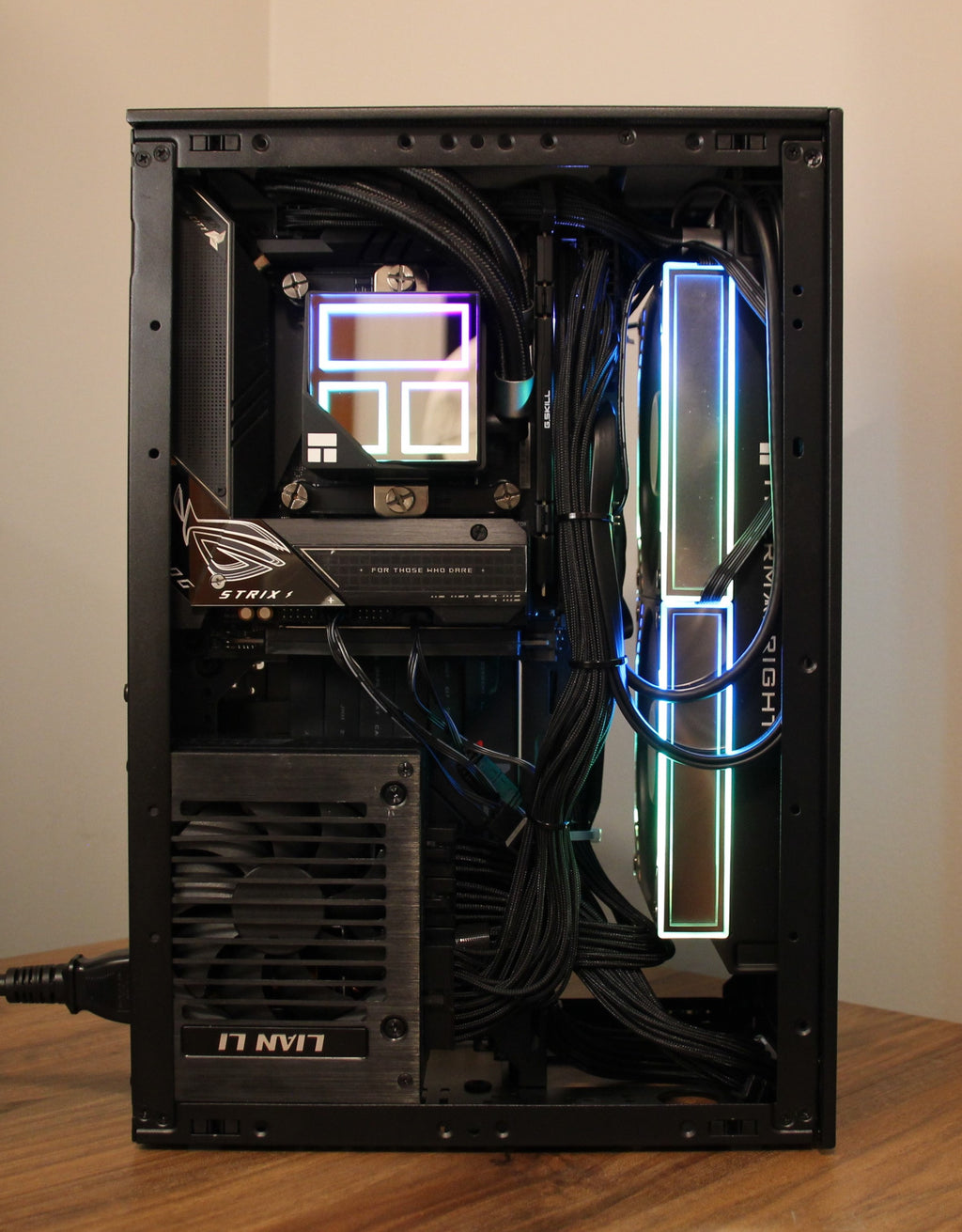 Compact Gaming PC | 7900xt | 32gb DDR5 | I7 12700k