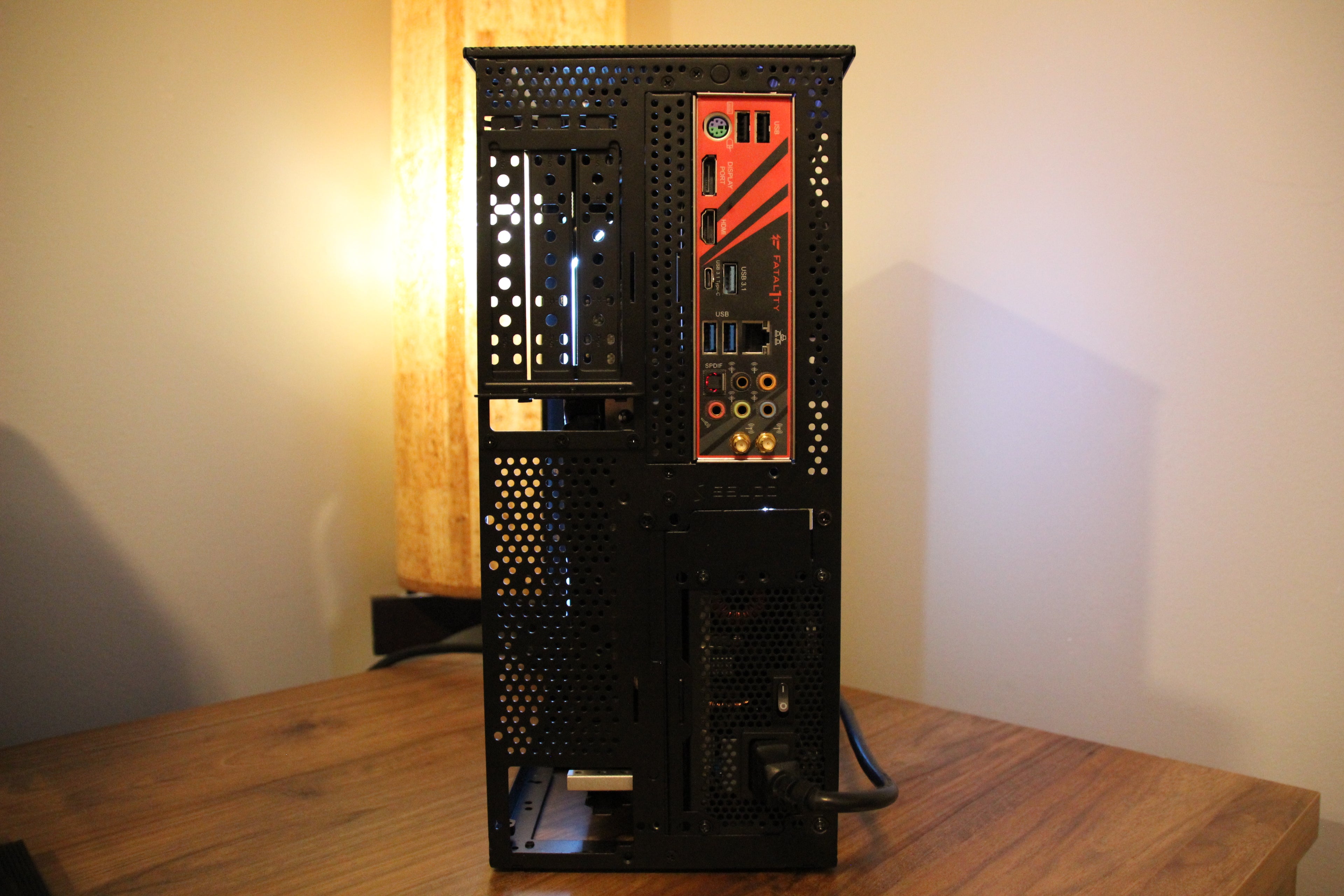 Tiny 1440p Monster