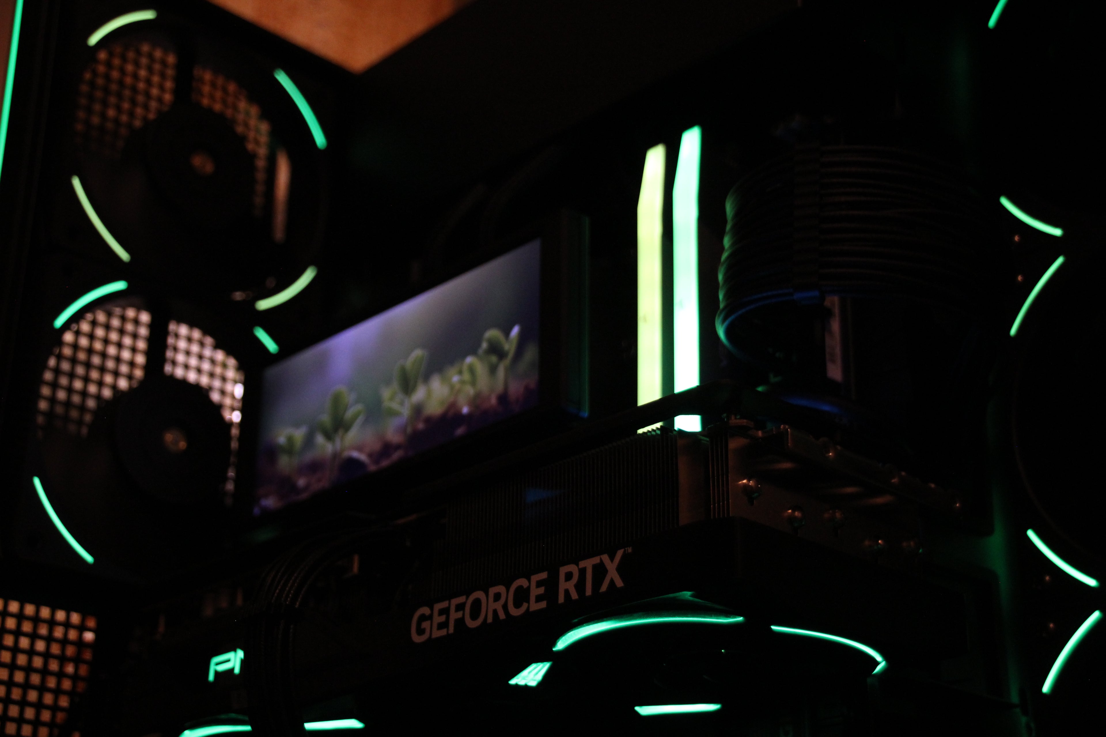 High End Gaming PC | 9800x3D | 5070 Ti | 32gb DDR5