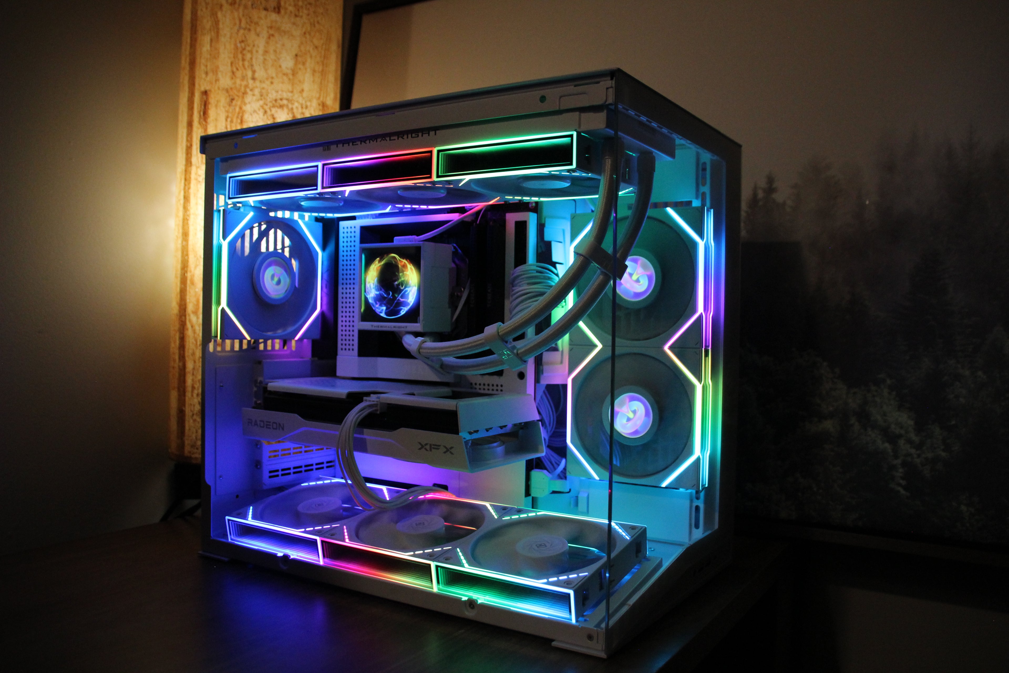 Mid-Range whiteout Gaming PC